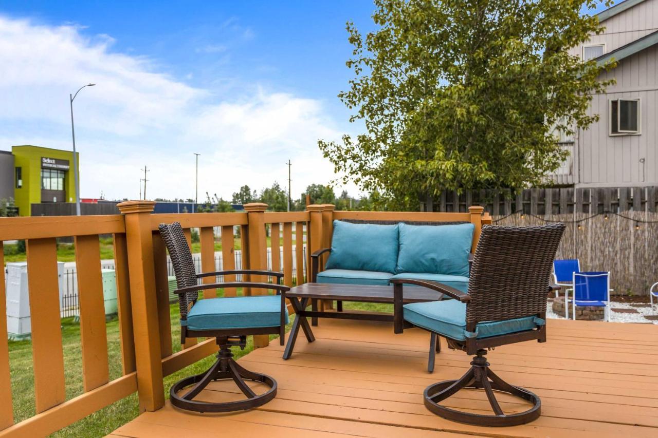 Updated Townhome Near Airport And Shopping! 安克拉治 外观 照片