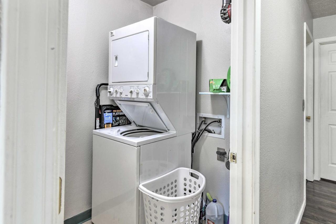 Updated Townhome Near Airport And Shopping! 安克拉治 外观 照片